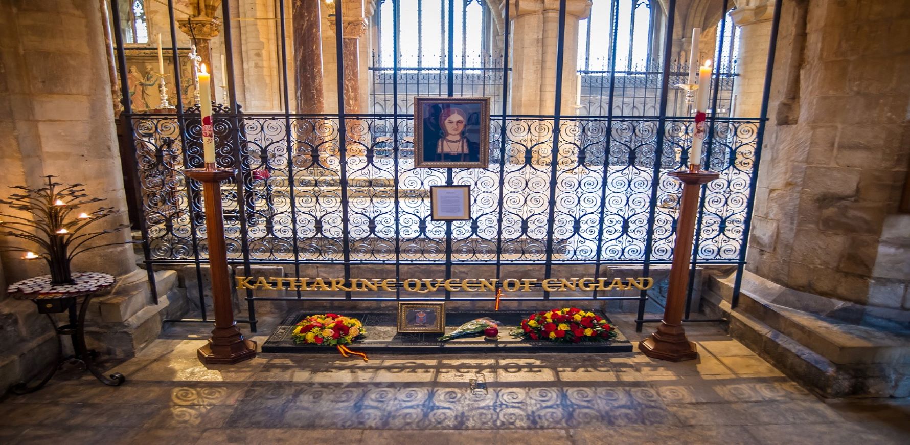 Katharine of Aragon's tomb at Peterborough Cathedral-L