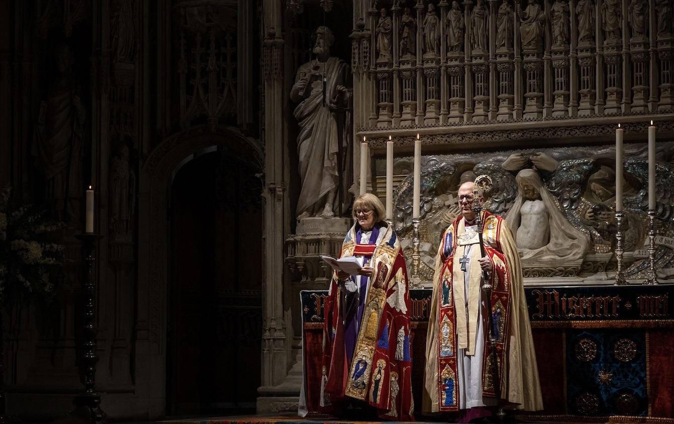 First female dean installed at St Albans cathedral